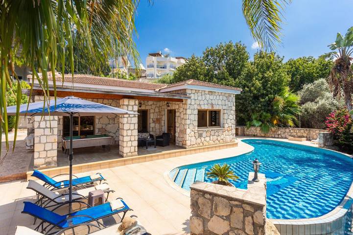 Villa für 8 Personen, mit Terrasse und Meerblick sowie Garten auf Zypern - 2