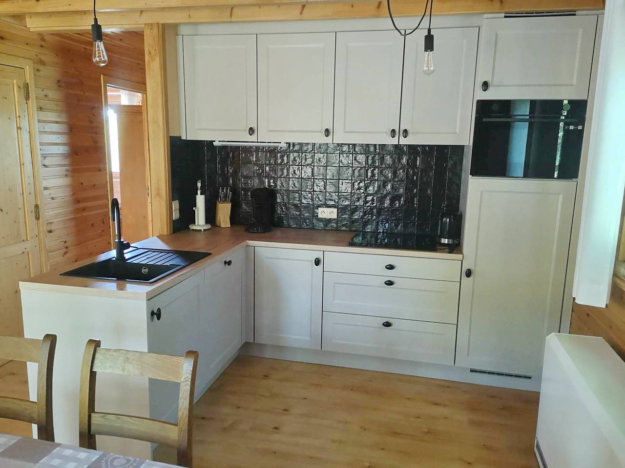 Schönes 8-Personen-Ferienhaus mit Sauna in den belgischen Ardennen bei Biron in Érezée, Luxemburg Provinz