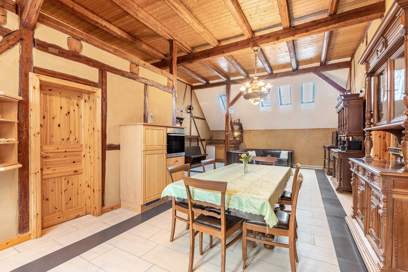 Ganze Wohnung, Ferienwohnung Nr. 6 Eiche" mit Gemeinschaftsgarten und Wi-Fi in Krostitz, Nordsachsen