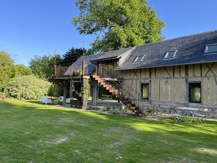 Gîte pour 6 personnes, avec jardin et terrasse à Omonville