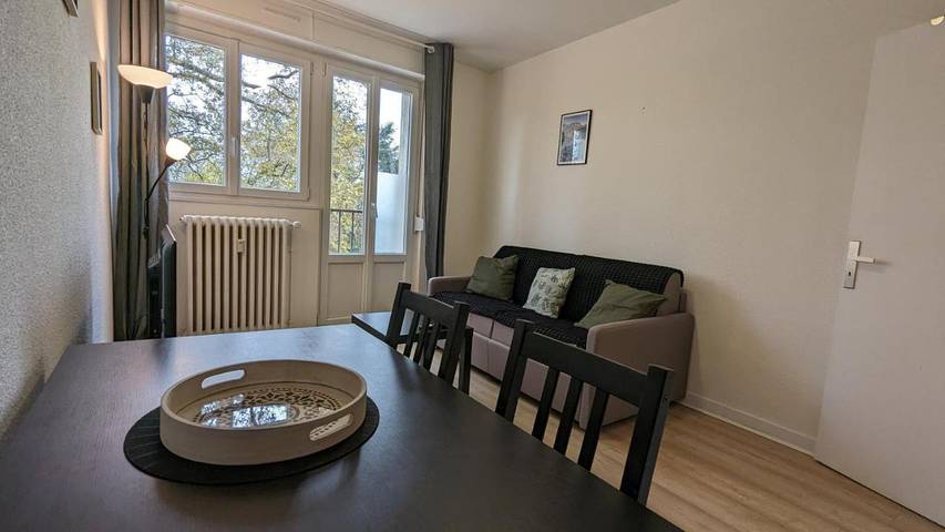 Gîte pour 4 personnes, avec vue et jardin dans Gare De Besancon Viotte - 3