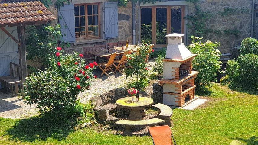 Location de vacances pour 15 personnes, avec jardin à Lamastre - 2