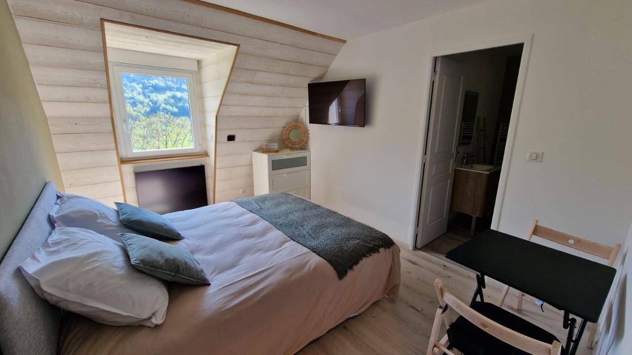 Double Room with Mountain View in Le Falgoux, Parc naturel régional des Volcans d'Auvergne