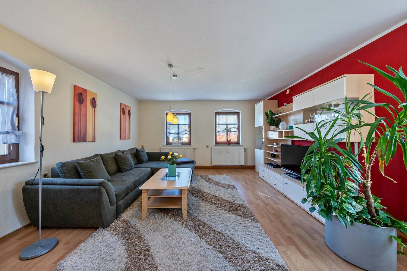 Ganze Wohnung, Ferienwohnung 'Pillnitzer Schlossblick' mit Wi-Fi und Klimaanlage in Loschwitz, Dresden