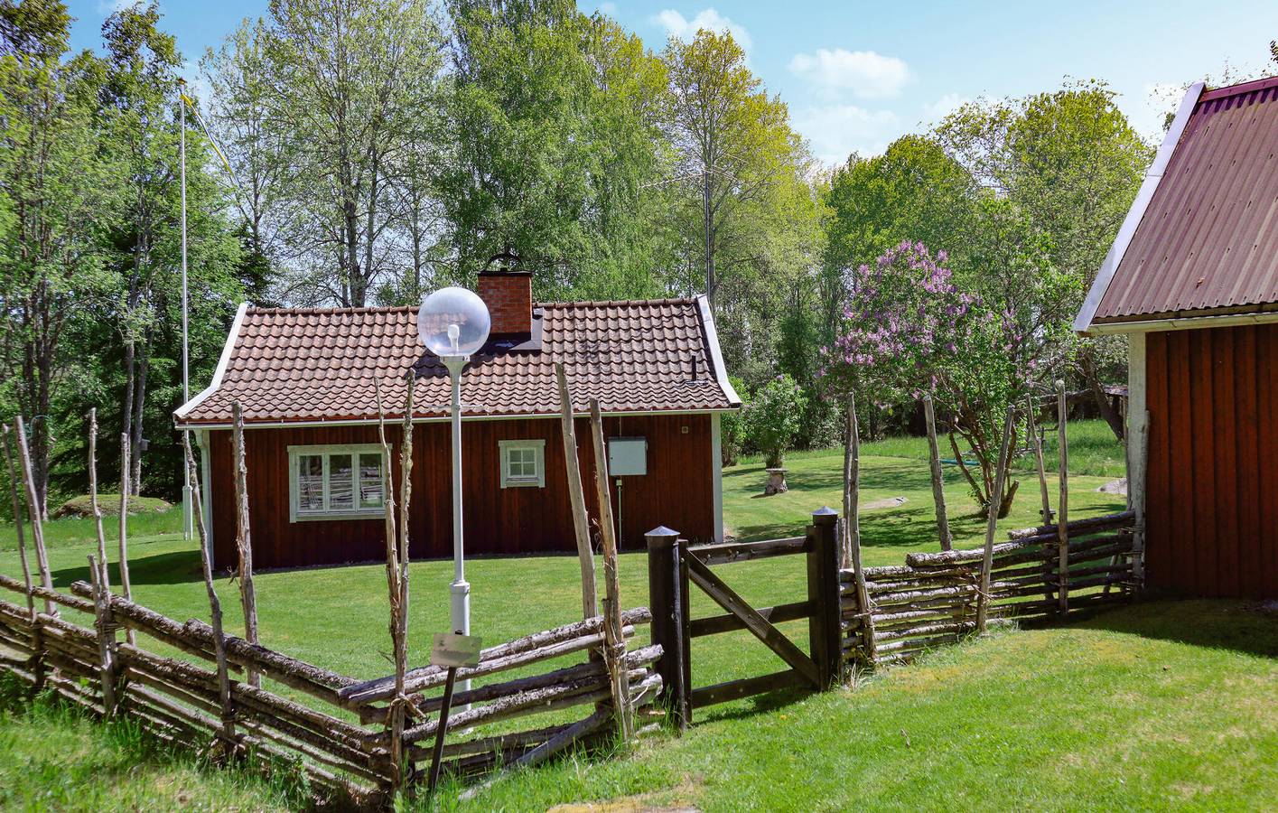 Ferienhaus für 2 Personen mit Terrasse in Ydre und Umgebung