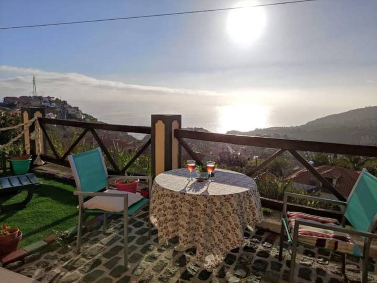 Apartamento vacacional entero, Encantadora casa en Ponta do Sol con piscina privada in Pináculo, Ponta do Sol