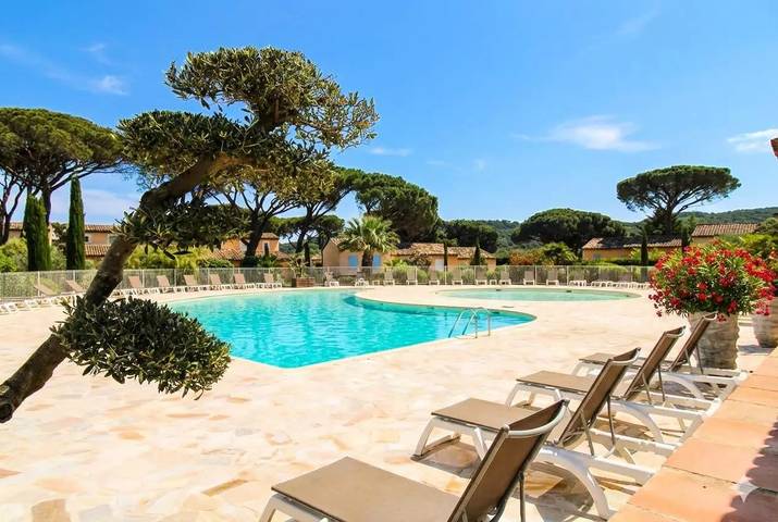 Villa pour 4 personnes, avec piscine et jardin à Gassin