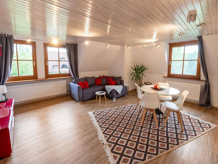 Ferienwohnung für 4 Personen, mit Terrasse und Garten sowie Pool in Herrischried