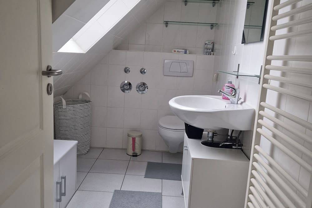 Ganze Wohnung, Ferienwohnung 'Roll40' in Wedel, Schleswig-Holstein Binnenland