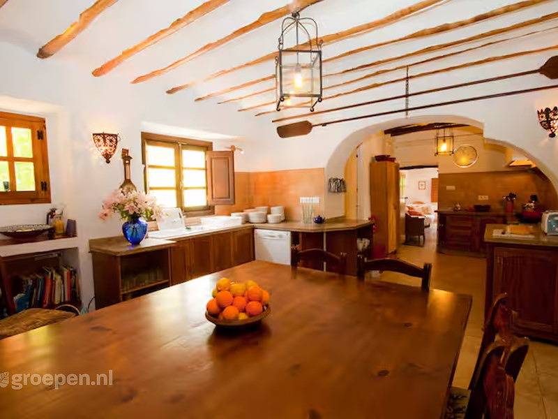 Maison de vacances pour 20 personnes avec piscine in Fuente del Conde, Iznájar