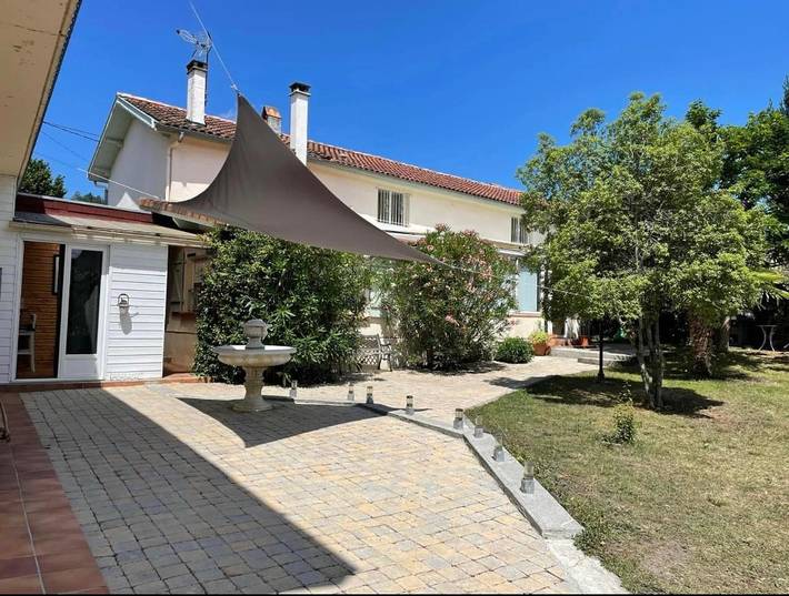 Gîte pour 6 personnes, avec jardin et piscine à Sauveterre-de-Comminges