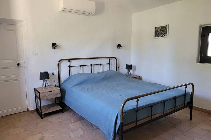Gîte pour 6 personnes, avec terrasse et jardin dans le Luberon - 3