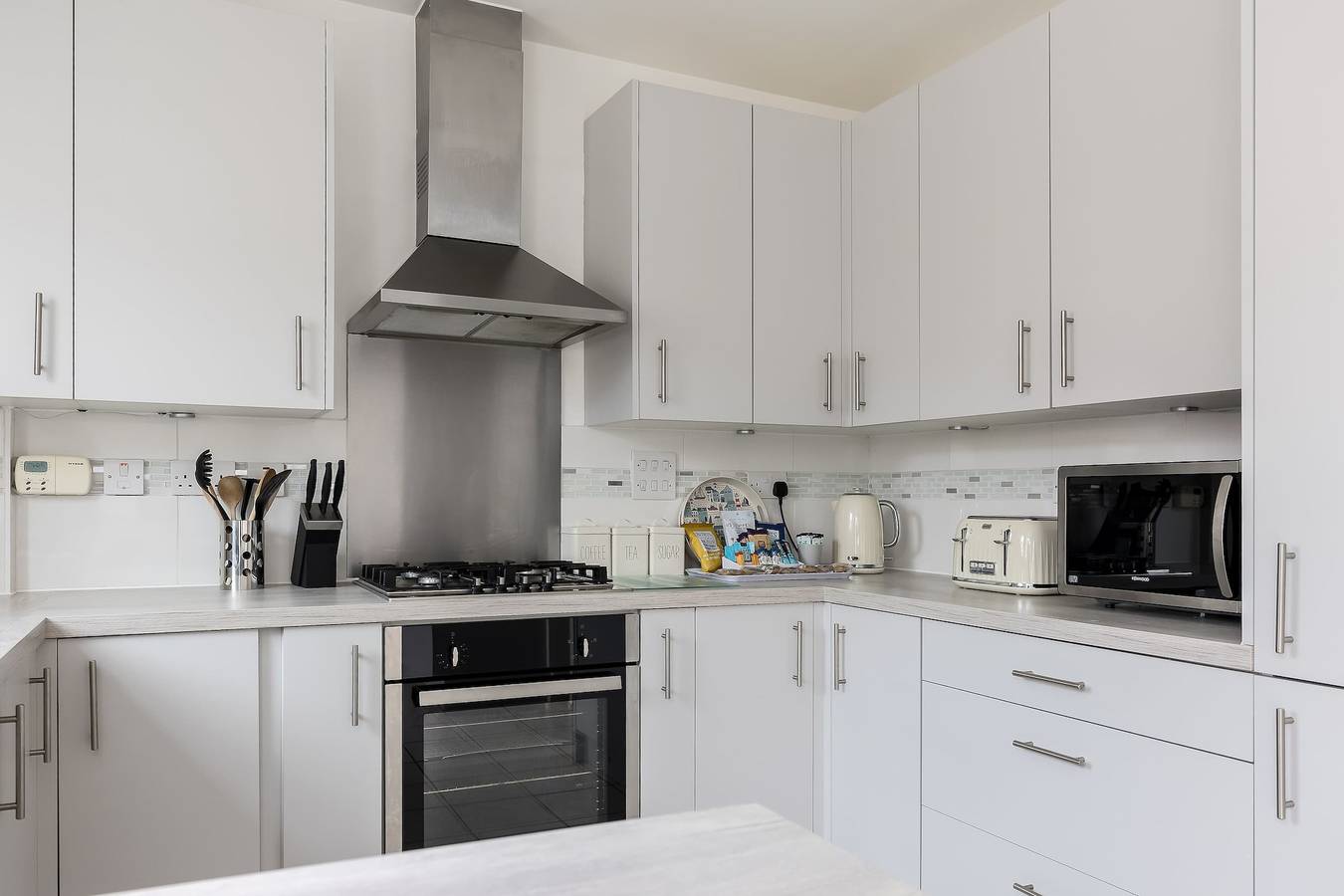 Avalon - Walking Distance to Poole Quay and Town in Poole, Poole Harbour