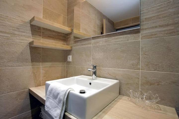 Appartement entier, Loue appartement indépendant dans villa in Biot, Côte méditerranéenne (France)