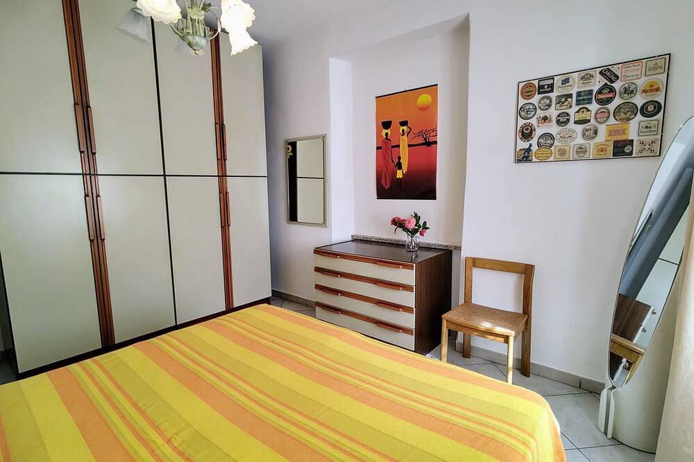Apartamento entero, Casa Riboni in Luino, Comune di Luino