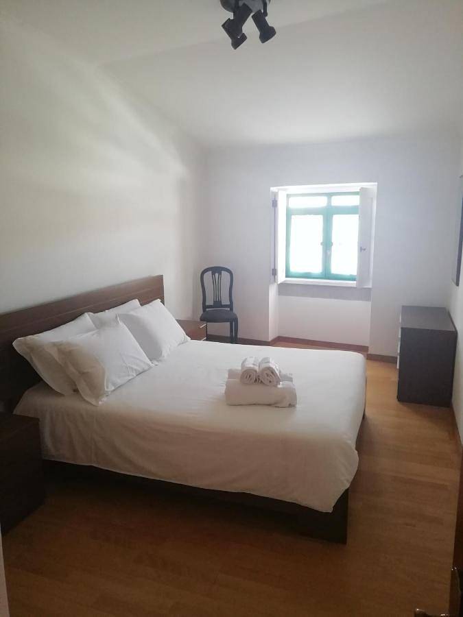 Gîte pour 12 personnes, avec Balcon ainsi que Terrasse et Vue dans Torre de Moncorvo