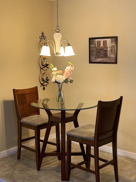 Patio Villa W 4 Person Golf Cart 1M To Brownwood Sq-No Xtra Guest Fees in Sumter County