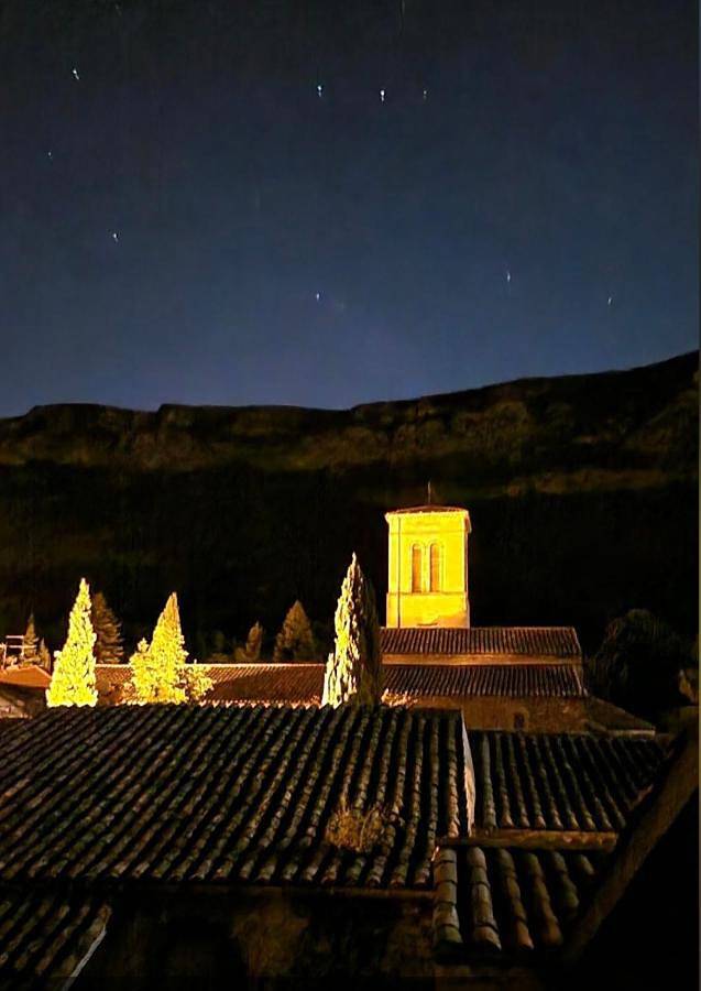 Appartement entier, Les Appartements Du Saint Thiers, la Provence dans un coin de la Drôme et l'esprit d'une maison d'hôtes à Saoû in Saou, Région de Die