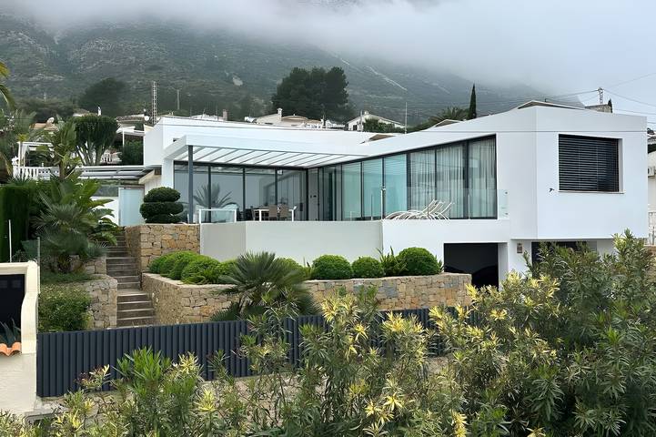 Villa pour 10 personnes, avec jardin, animaux acceptés à Dénia
