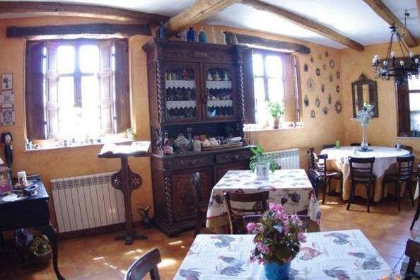 Alojamiento y desayuno para 2 personas, con jardín y terraza en Castilla y León - 3