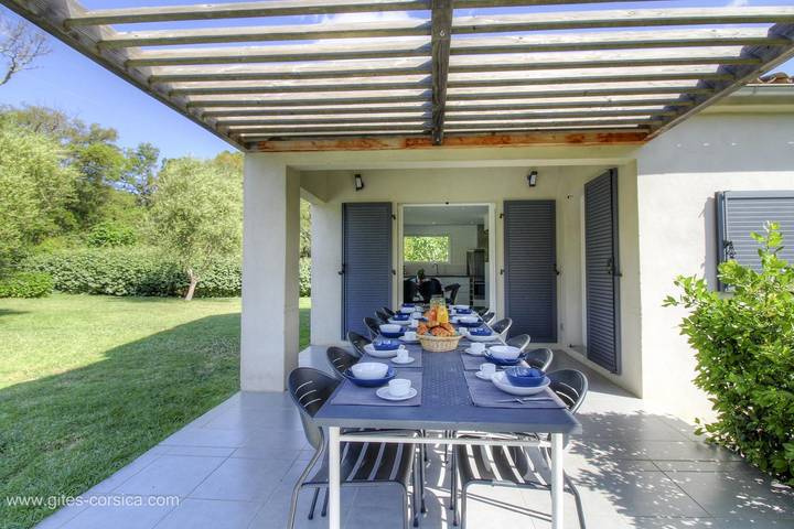 Gîte für 7 Personen, mit Terrasse und Garten sowie Pool in Porto-Vecchio - 4
