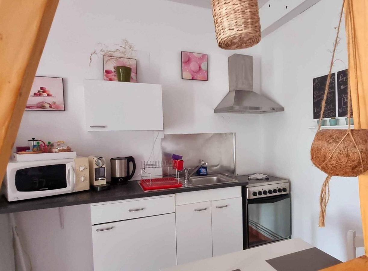 Appartement entier, One-Bedroom Apartment in Libourne, Région de Libourne