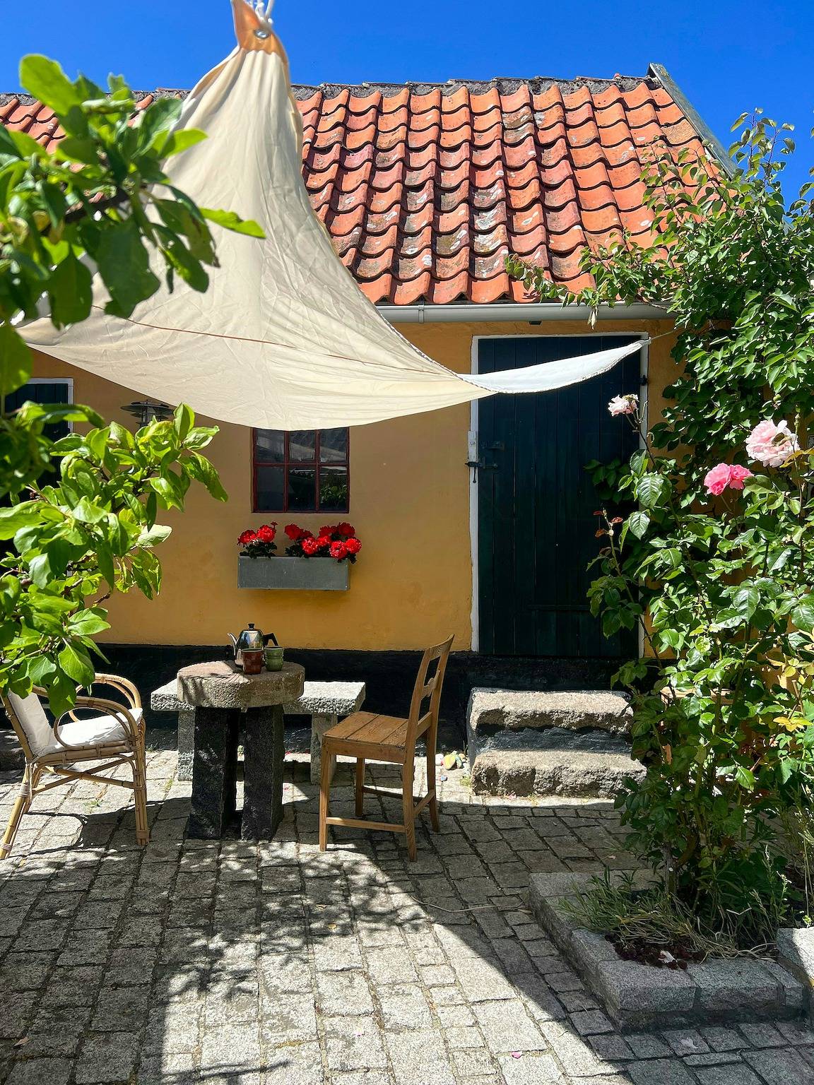 Fischerhäuschen mit umzäuntem Innenhof in Svaneke, Bornholm
