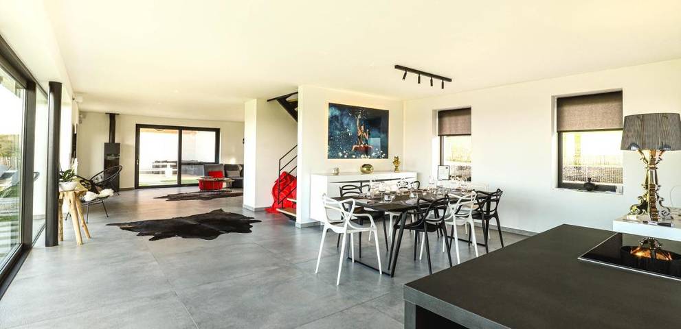 Location de vacances pour 8 personnes, avec jacuzzi et jardin à Frasnes-lez-Anvaing - 4