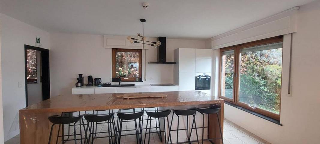 Location de vacances pour 12 personnes, avec vue et jardin à Huy - 2