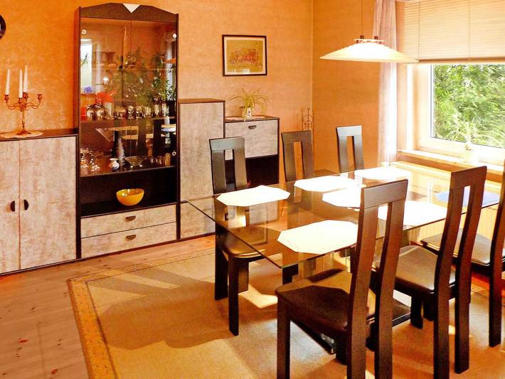 Ferienhaus für 6 Personen, mit Garten und Terrasse in Norden - 2