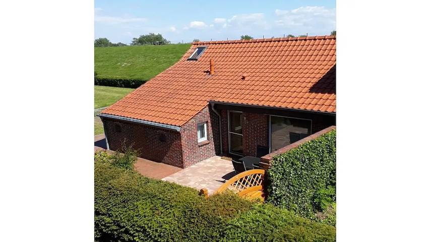 Ferienhaus für 4 Personen, mit Terrasse und Garten in Horumersiel - 2