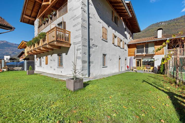 Gîte pour 9 personnes, avec jardin à Tione di Trento