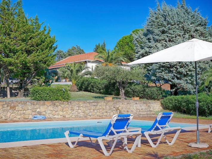 Villa voor 8 personen, with Balkon and Terras as well as Tuin and Zwembad in Capo d'Orlando