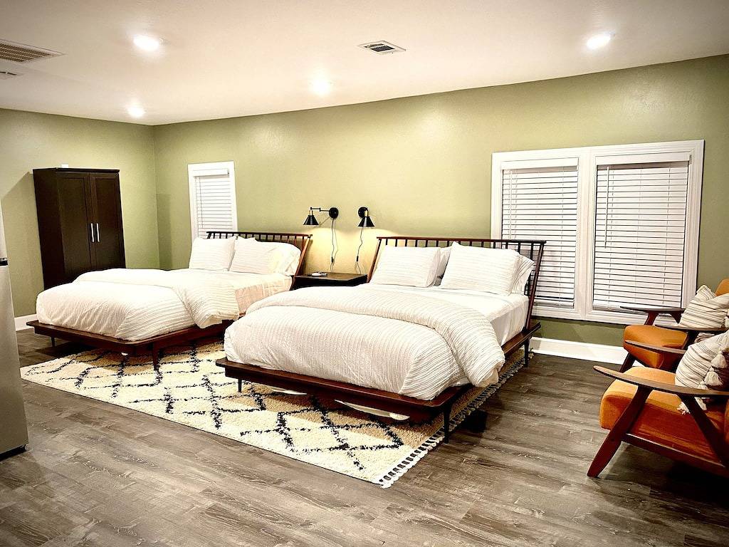 Ganze Wohnung, Modern Apartment on The Talimena Scenic Byway-walk to downtown in Mena, Ouachita National Forest