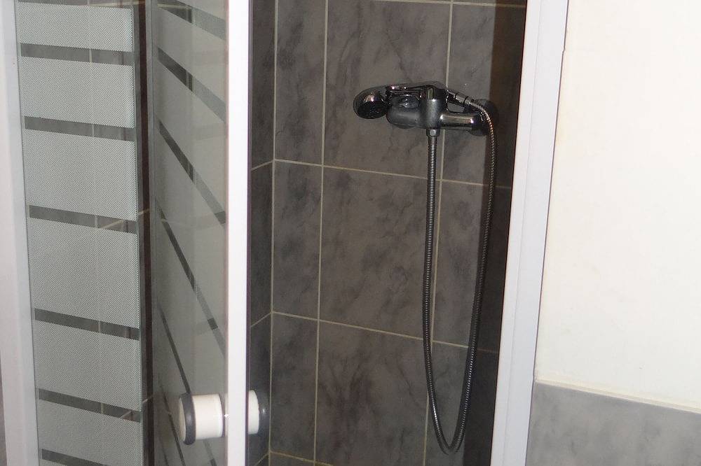 Entire apartment, Large Studio 35 M² 2/4 Places 100 m from La Télecabine Maurienne via Val Thorens in Orelle, Saint-Jean-de-Maurienne region