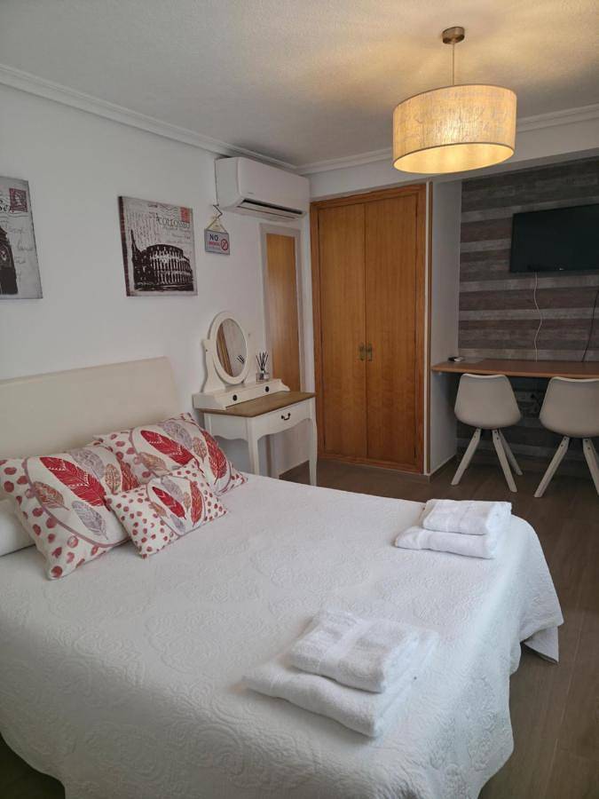 Triple Room in La Eliana, Provincia de Valencia