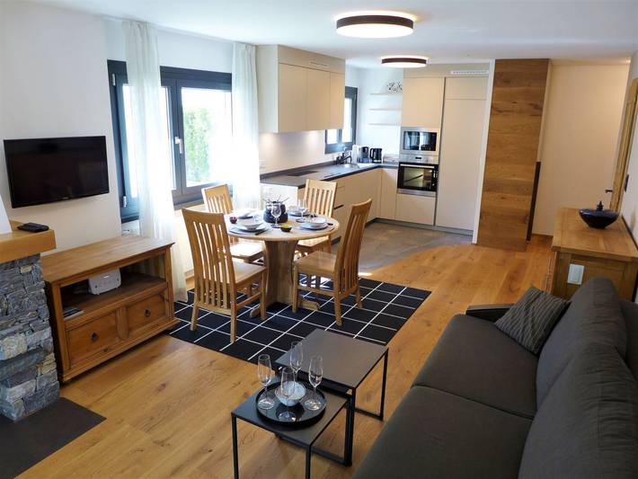 Vacation rental for 4 people, with Terrace and Garden in Montana (Switzerland)