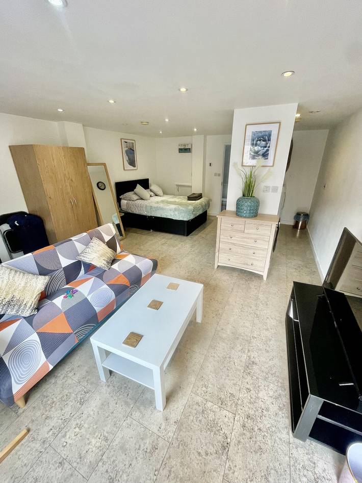 Studio for 3 people, kid friendly in Cambridge