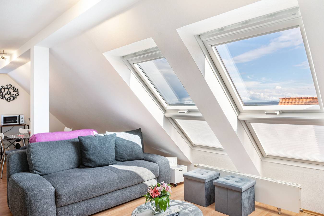Ganze Wohnung, Ferienwohnung 'Dinas Dach' mit Wlan und Klimaanlage in Gudensberg, Schwalm-Eder-Kreis