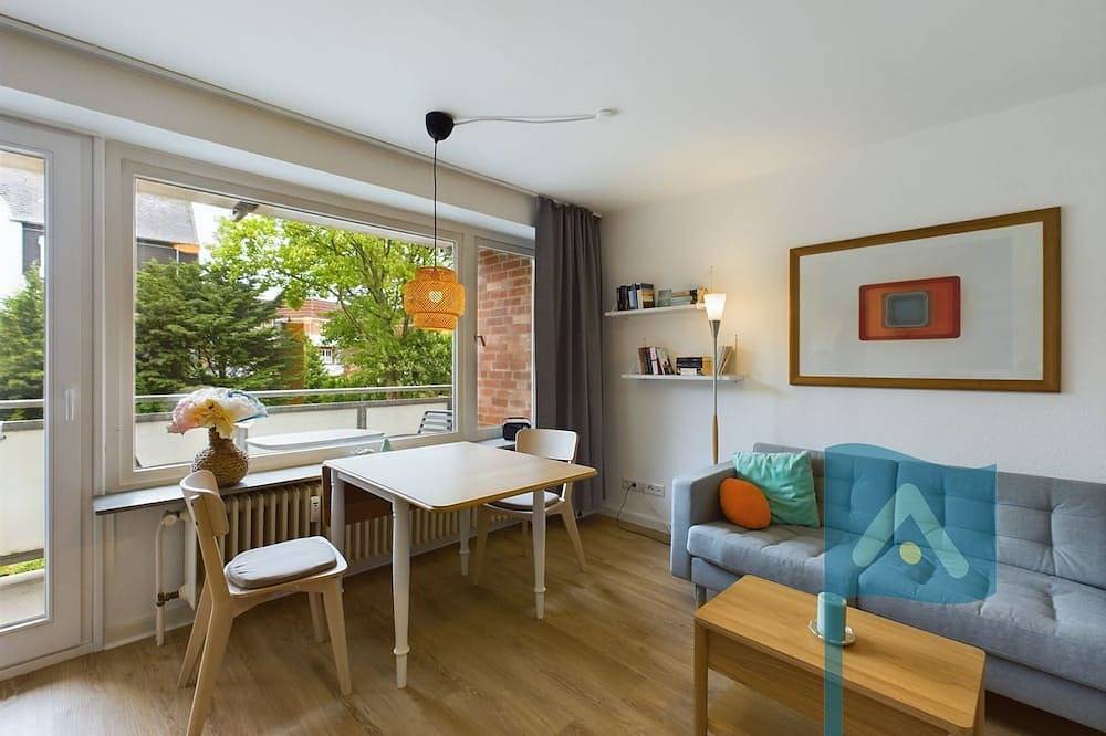 Ganze Wohnung, In 2. Reihe zum Strand- das Meer können Sie vom Balkon aus schon sehen! - in Nordfriesische Inseln (Schleswig-Holstein) (Schleswig-Holstein), Wyk auf Föhr