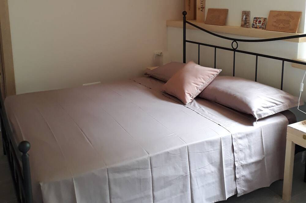 B & B Vecchiascuola di Pianazzola, Wohnungen und Zimmer zur Miete in einer Schule in Pianazzola, Kleven