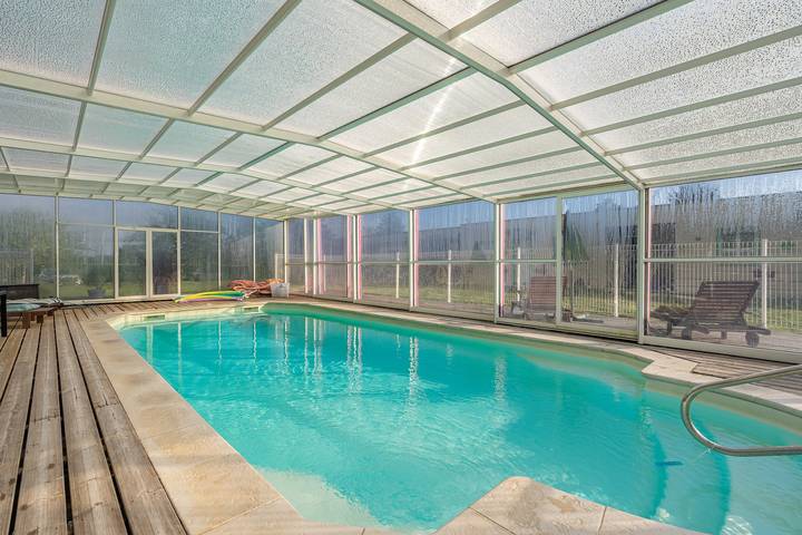Apartamento entero, Apartamento 'Le Clos Du Champ De L'Amour - Isla de Ré' con piscina privada, Wi-Fi y aire acondicionado in Saint-Simon-de-Bordes, Región de Jonzac