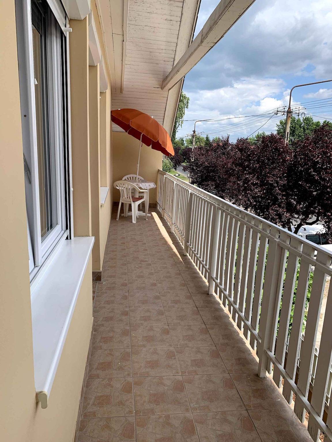 Ganze Ferienwohnung, Ferienwohnung Kinderfreundlich mit Dekorationen  in Balatonlelle, Plattensee Südufer