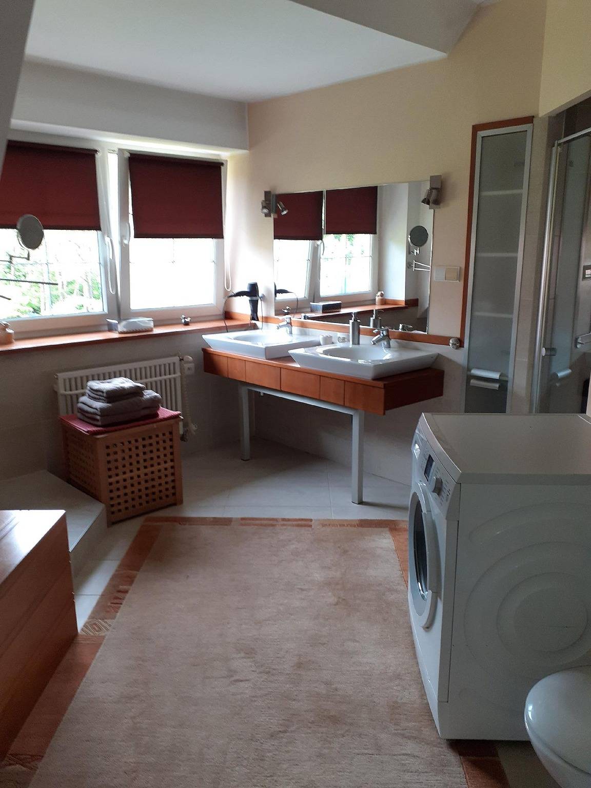 Entire holiday apartment, Apartment Royal in powiat kartuski