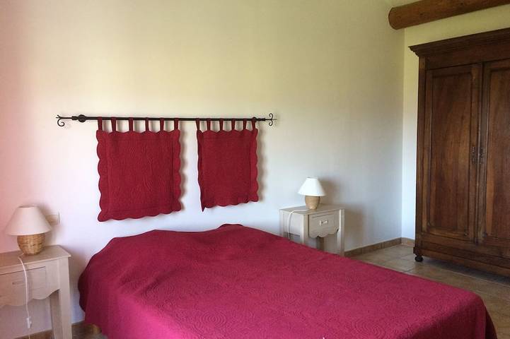 Location de vacances pour 8 personnes, avec jardin et terrasse, animaux acceptés à Rasteau - 3