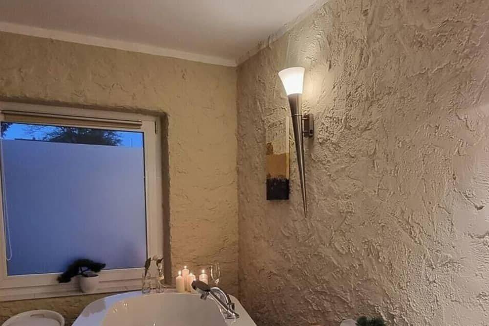 Ganze Wohnung, Ferienwohnung/App. für 4 Gäste mit 84m² in Bad Oeynhausen in Rehme, Bad Oeynhausen