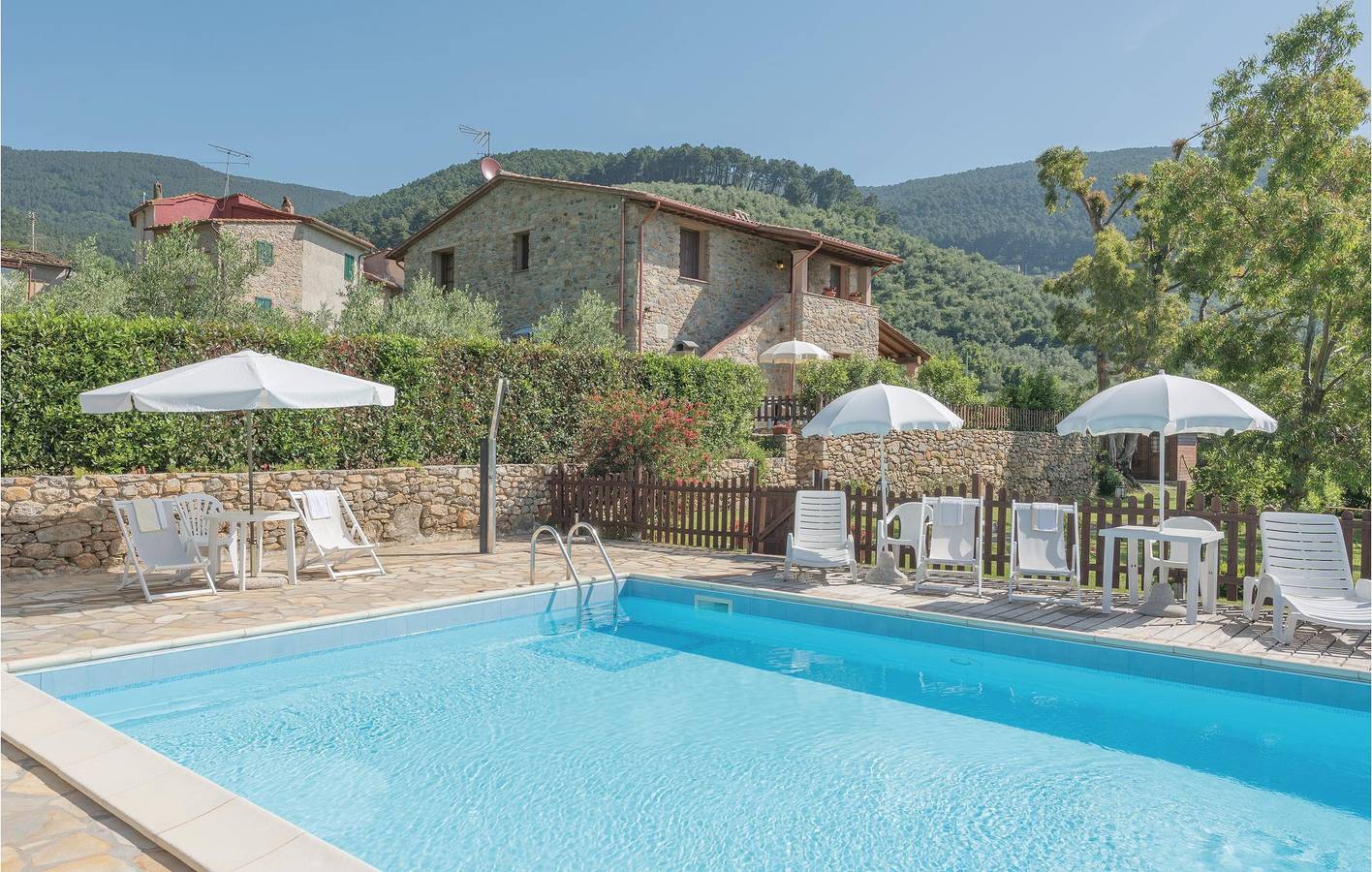 Ganze Ferienwohnung, Wohnung Buti: Pool, Parkplatz, Küche & Etagenbett in Buti, Pisa Provinz