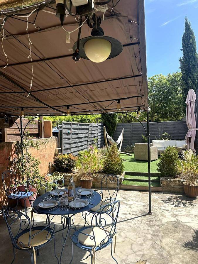 Appartement de vacances pour 6 personnes, avec Terrasse et Jardin