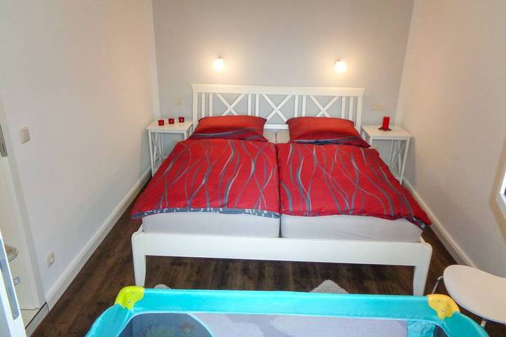 Ferienwohnung für 4 Personen, mit Garten und Terrasse in Ahrenshagen-Daskow - 2