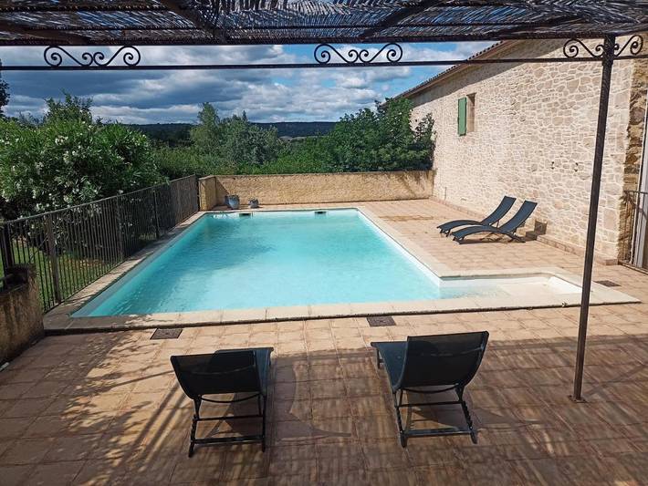 Chambre d’hôte pour 2 personnes, avec Terrasse ainsi que Jardin et Piscine